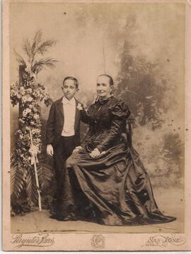 Mujer y niño