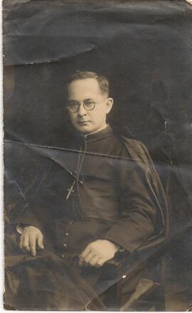 Canónigo Víctor Manuel Arrieta