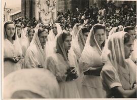 Procesión frente a las Ruinas de Cartago